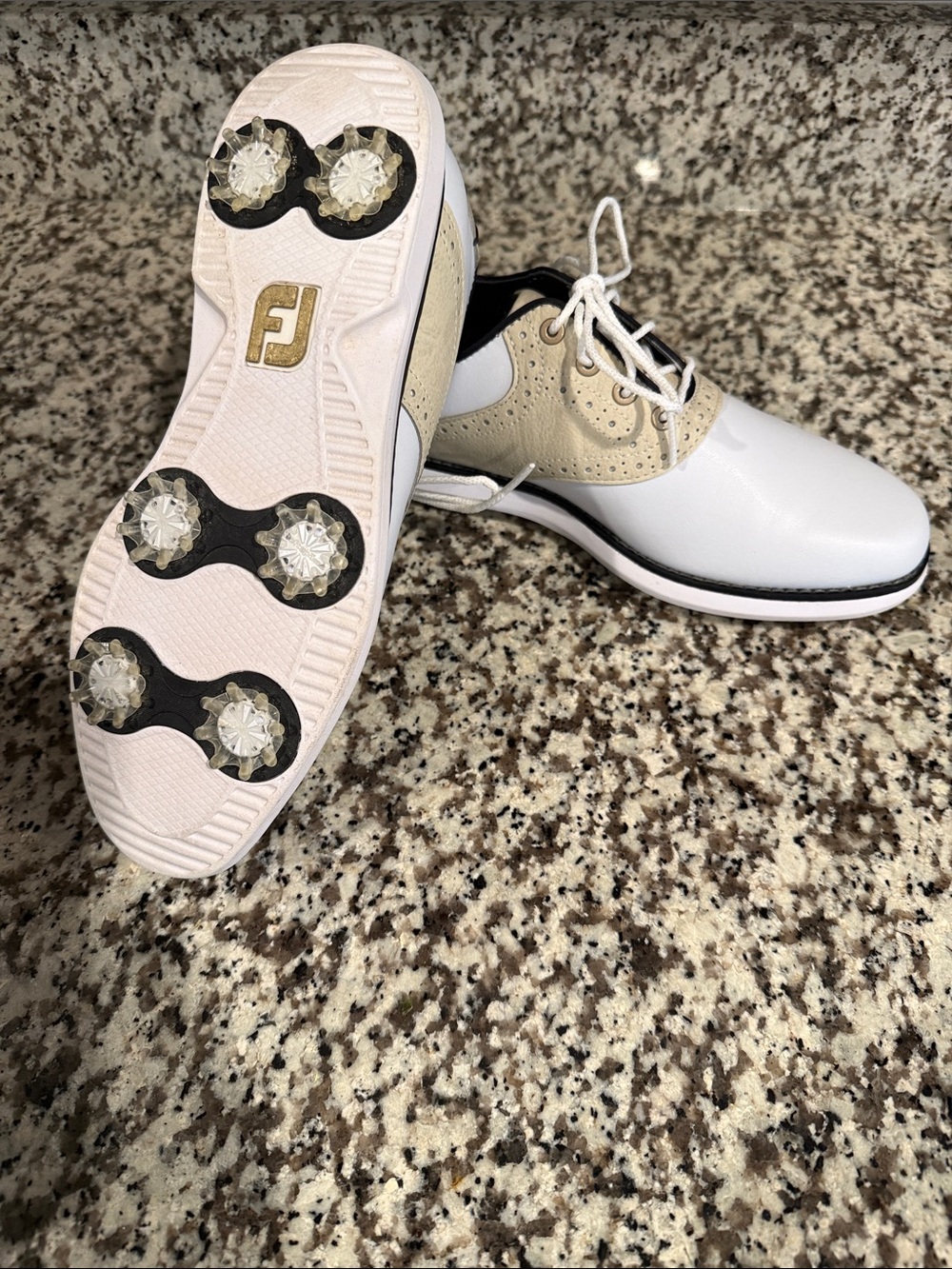FootJoy Women's White/Beige Golf Shoes